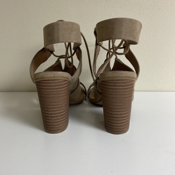 Merona Tan Lace Up Chunky Heel Sandals, Size 6.5 - Picture 4 of 7